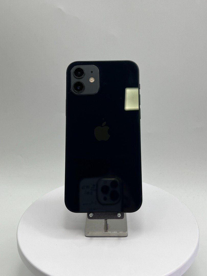 iPhone 12