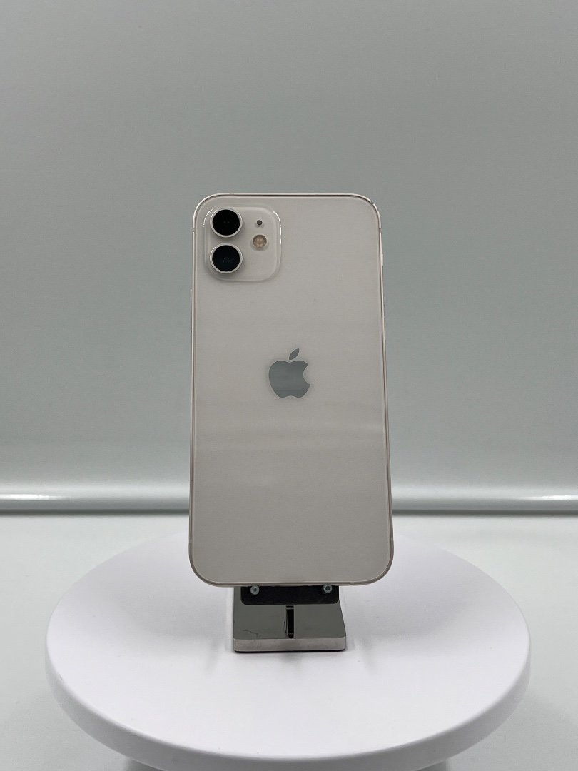 iPhone 12
