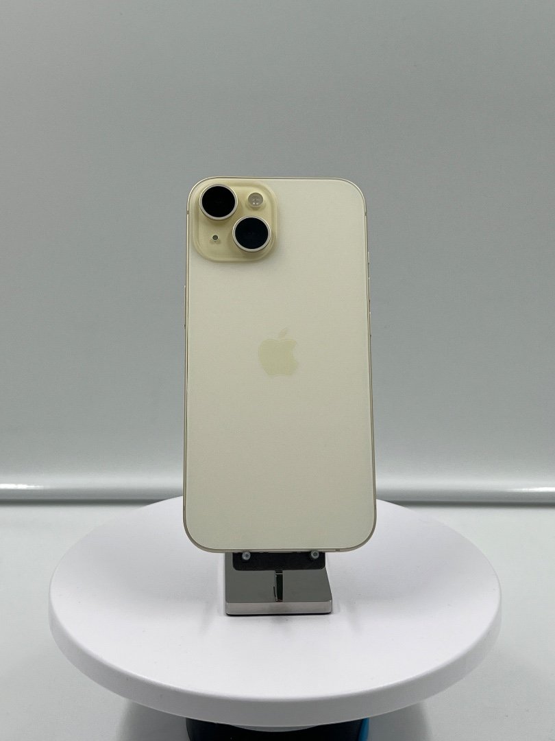 iPhone 15