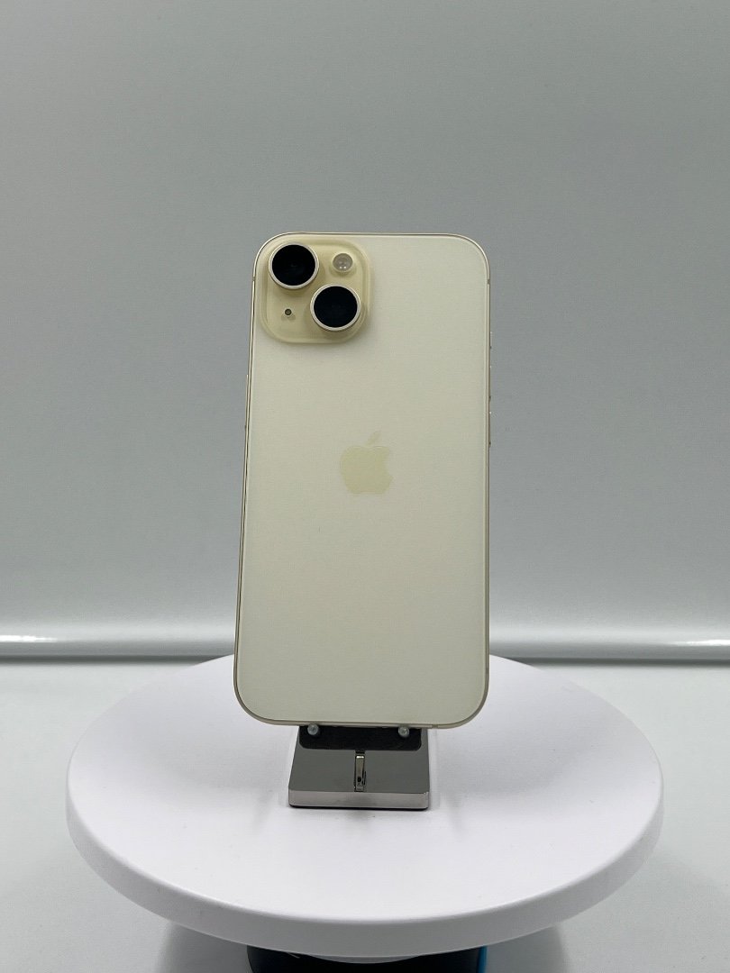 iPhone 15