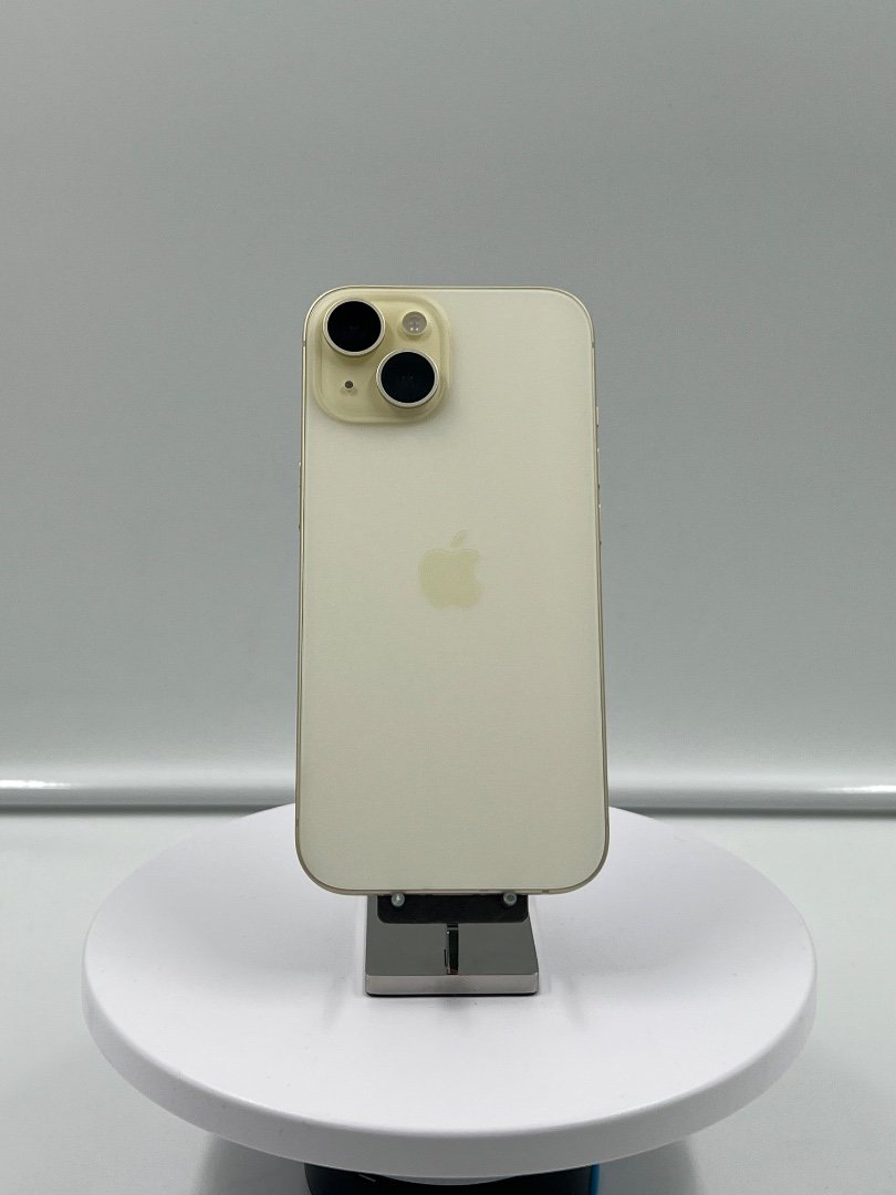 iPhone 15