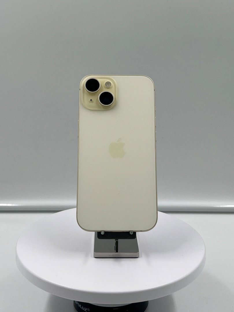 iPhone 15