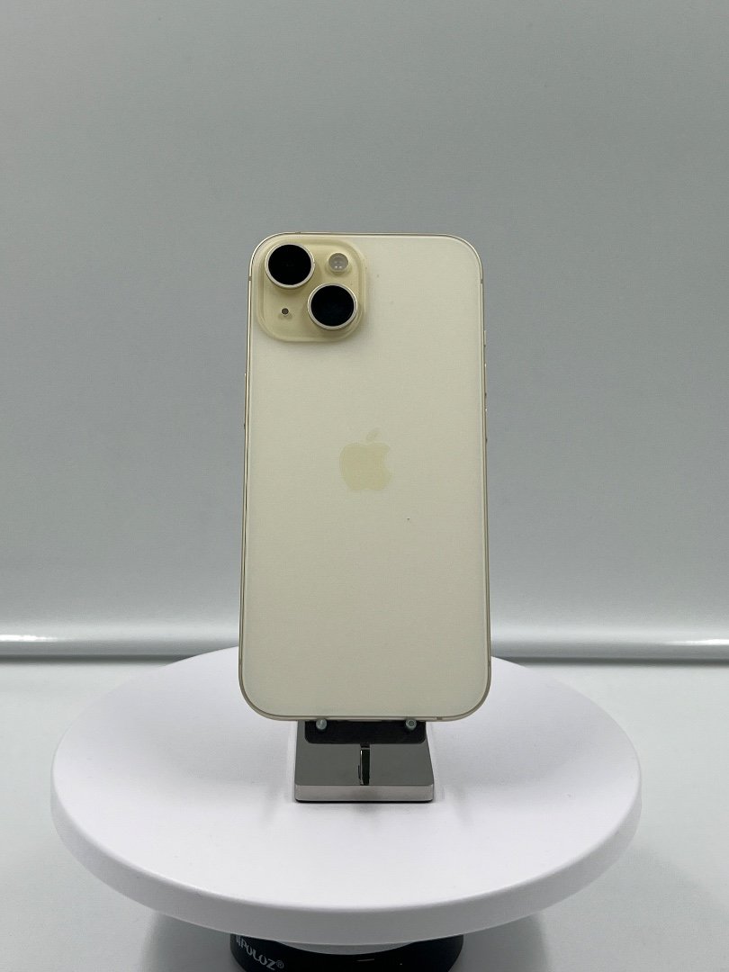 iPhone 15