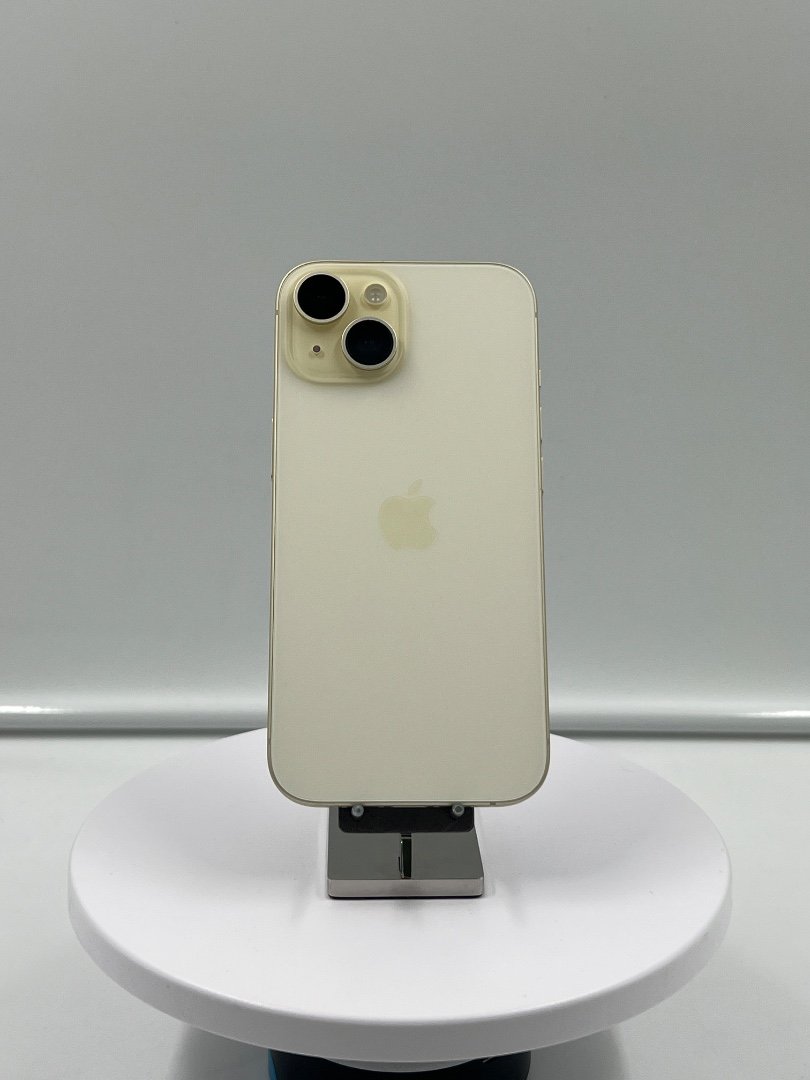 iPhone 15