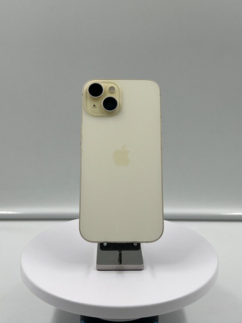 iPhone 15