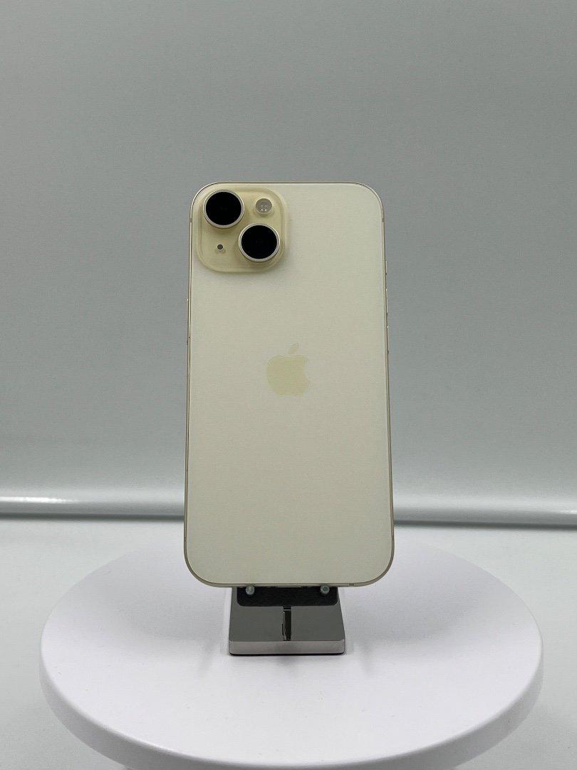 iPhone 15