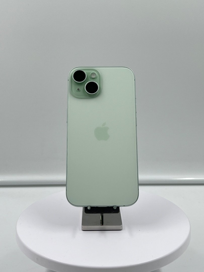 iPhone 15