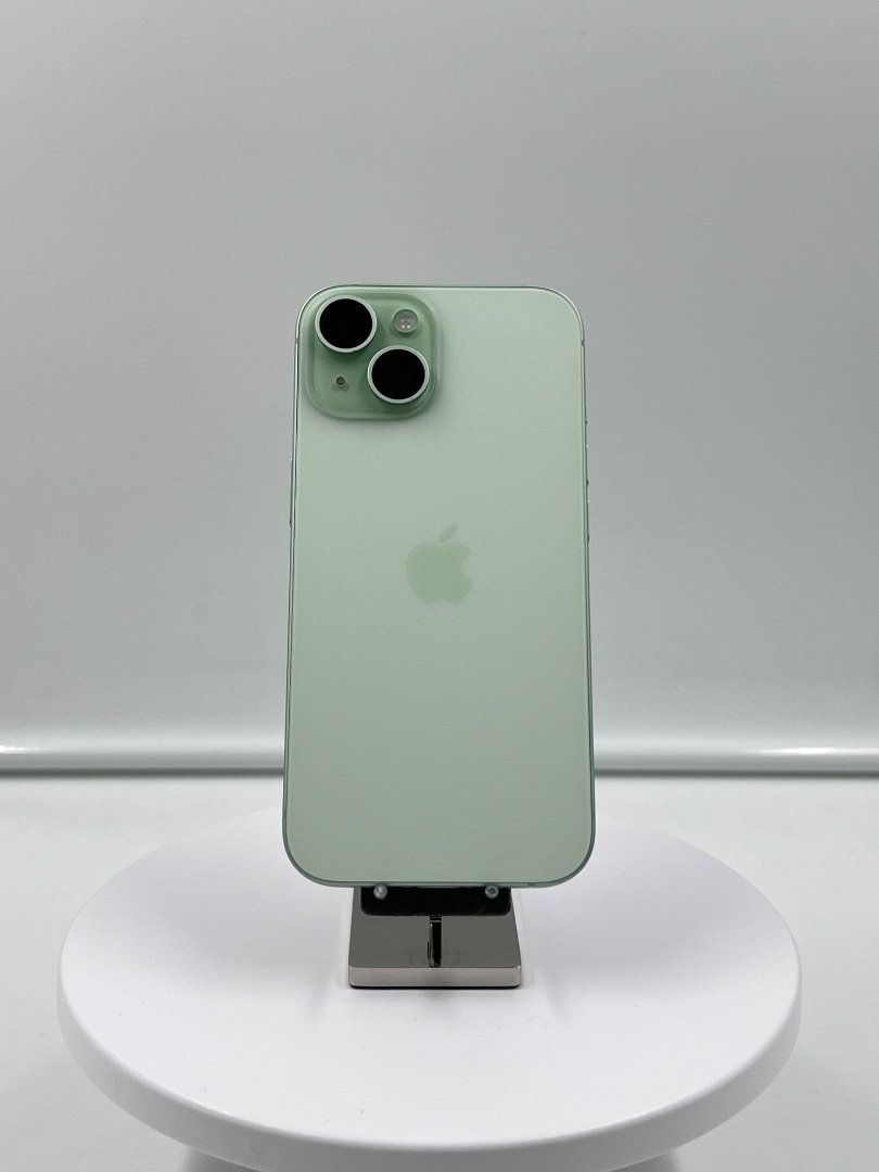iPhone 15
