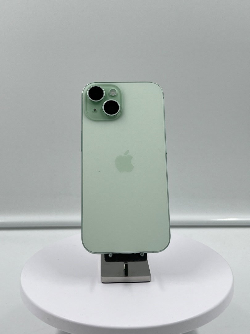 iPhone 15
