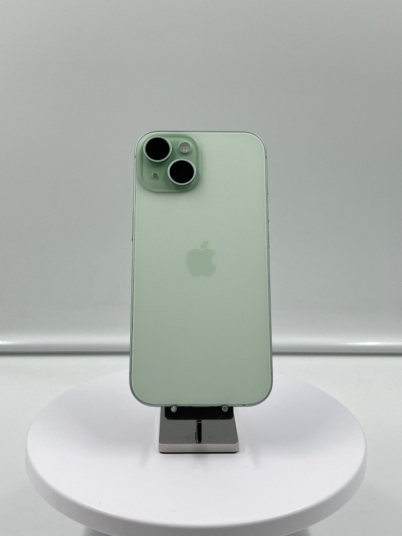 iPhone 15