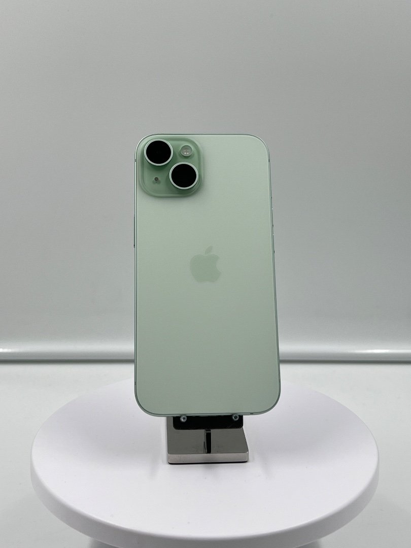 iPhone 15