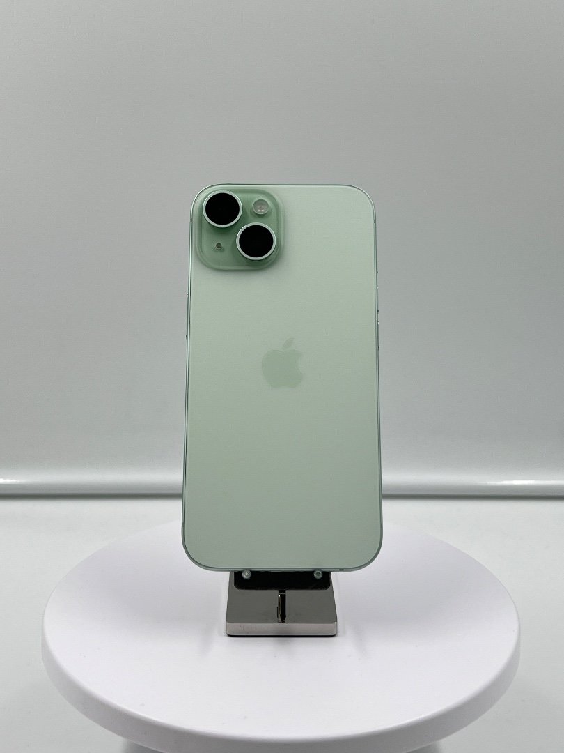 iPhone 15