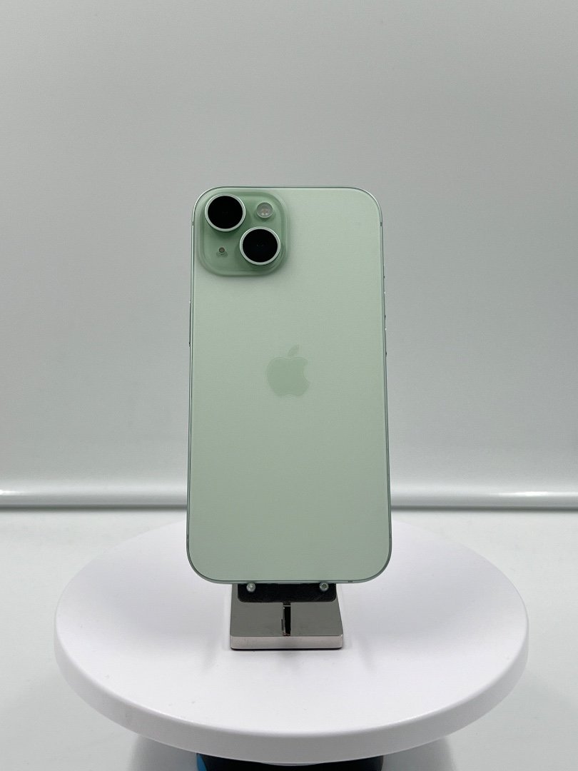iPhone 15