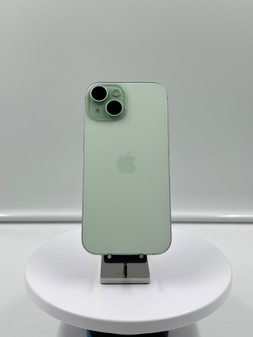 iPhone 15