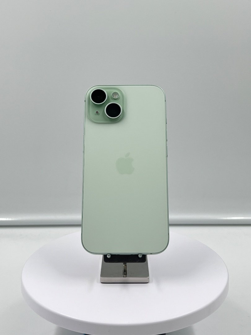iPhone 15