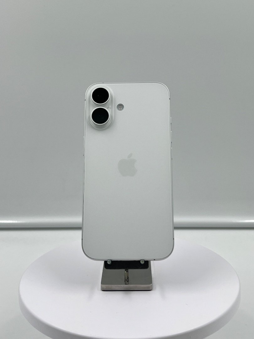 iPhone 16