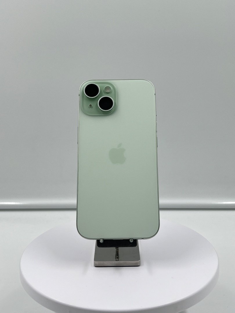 iPhone 15