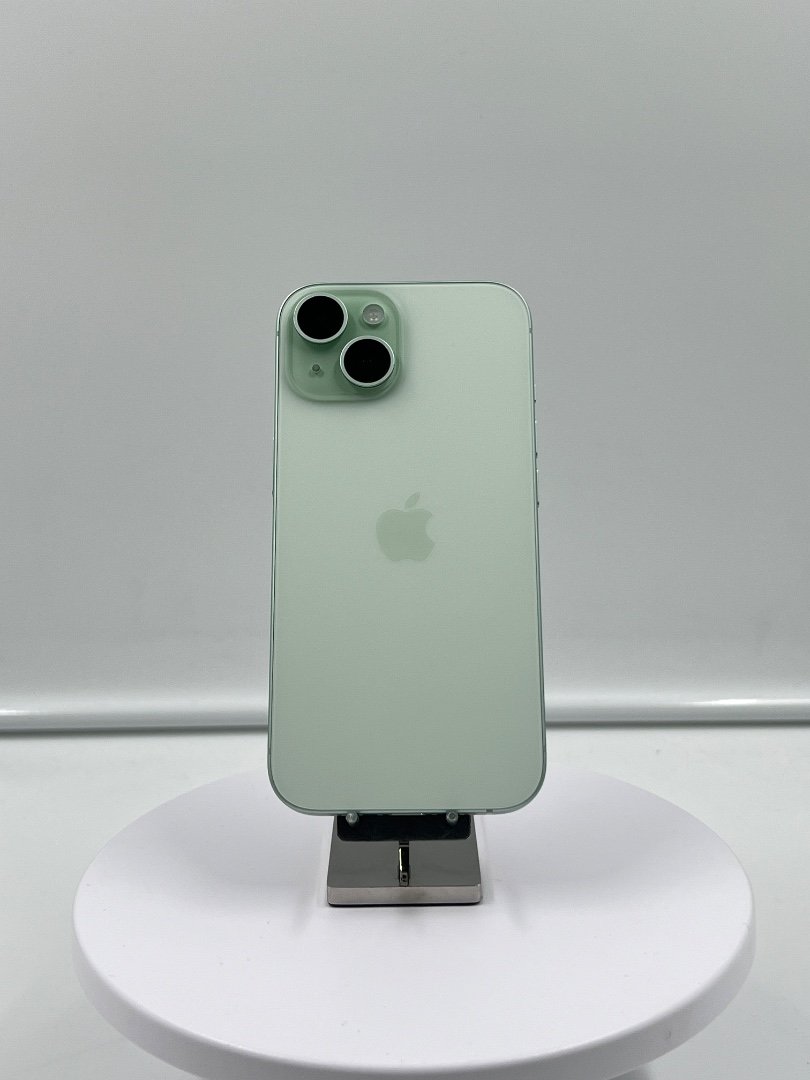 iPhone 15