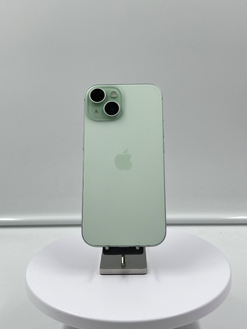 iPhone 15